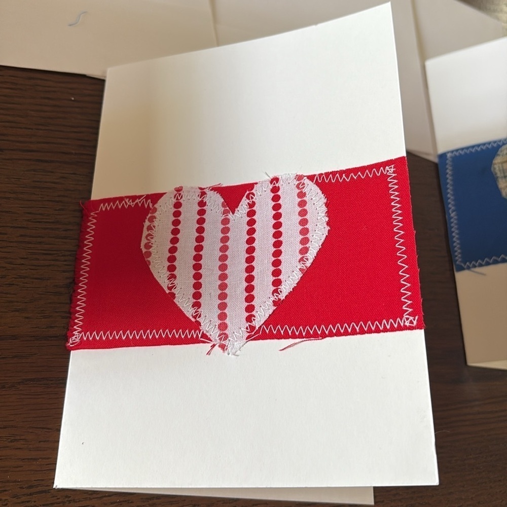 Handmade Valentines Heart Greeting Cards Set of three - Picture 4 of 5